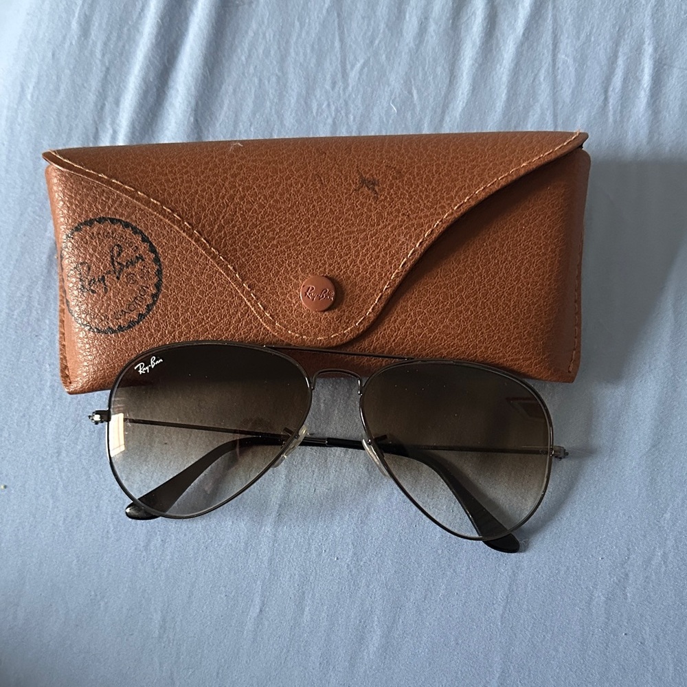 Ray-Ban Black and Brown Aviator Sunglasses